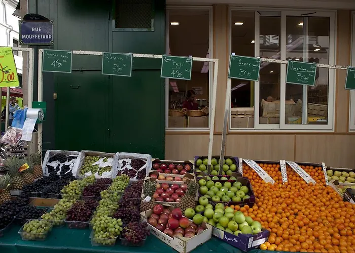 Oops! Latin Quarter By HiphophostelsBoutique Hotel